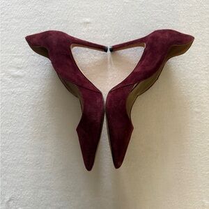 Boden Wave 🌊 Mid Court Heels 👠 👠 Burgundy Suede